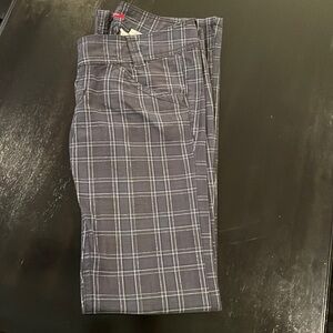 Unionbay junior women size 7 plaid pants silver threading excellent condition